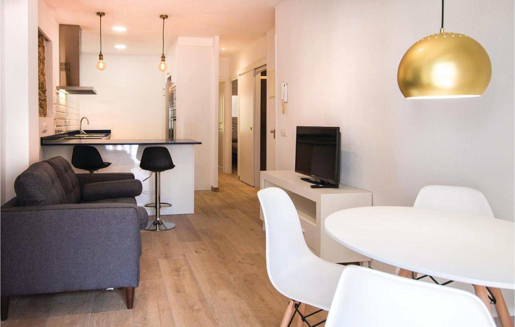 Amazing Apartment In Blanes With Kitchen Eksteriør bilde